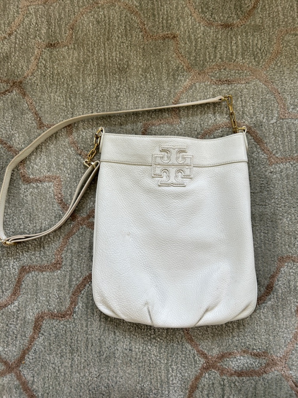 Tory Burch White Pebbled Leather Crossbody with Gold Hardware
